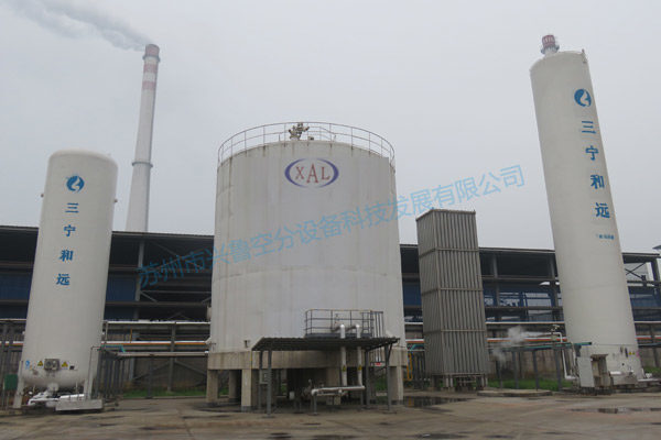 液體空分設(shè)備現(xiàn)場(chǎng) 液體空分設(shè)備現(xiàn)場(chǎng)